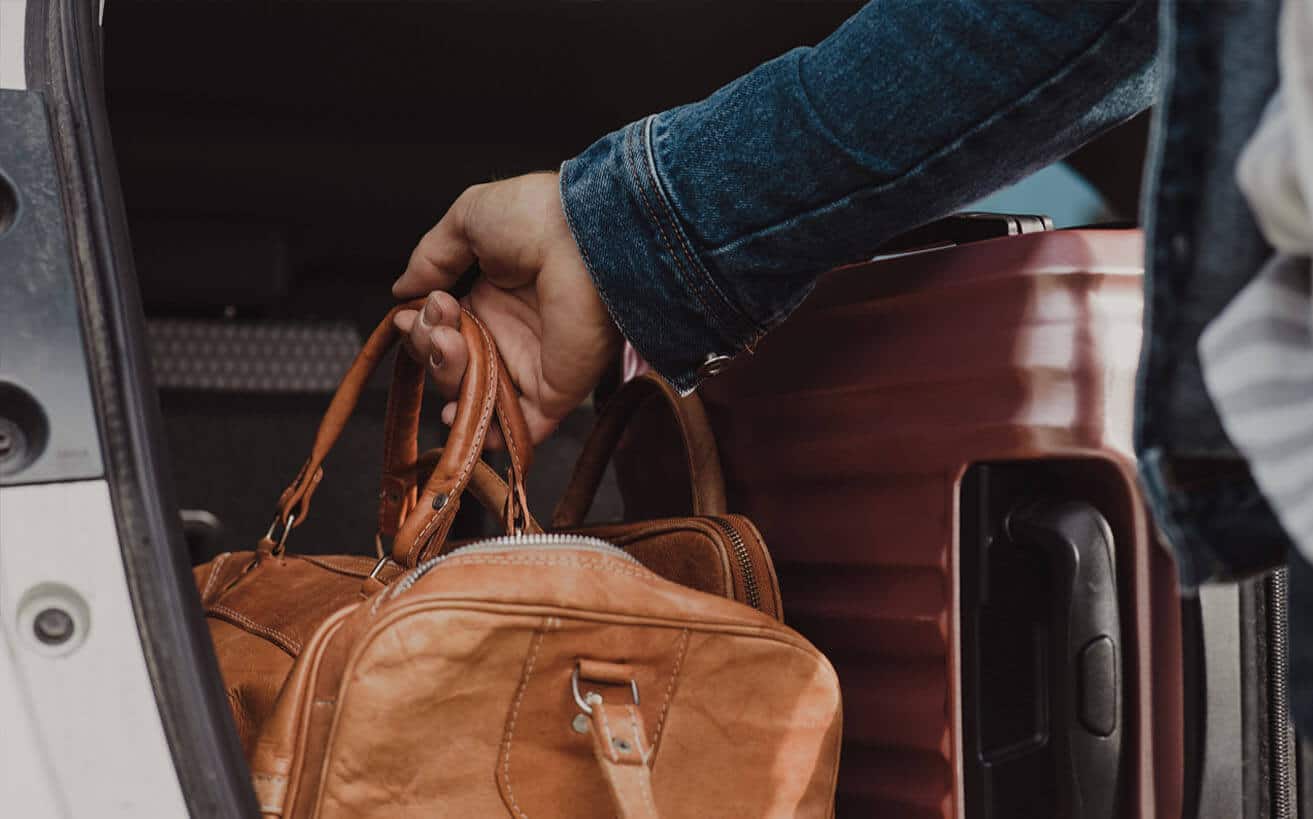 Are Duffel Bags Better Than Suitcases?