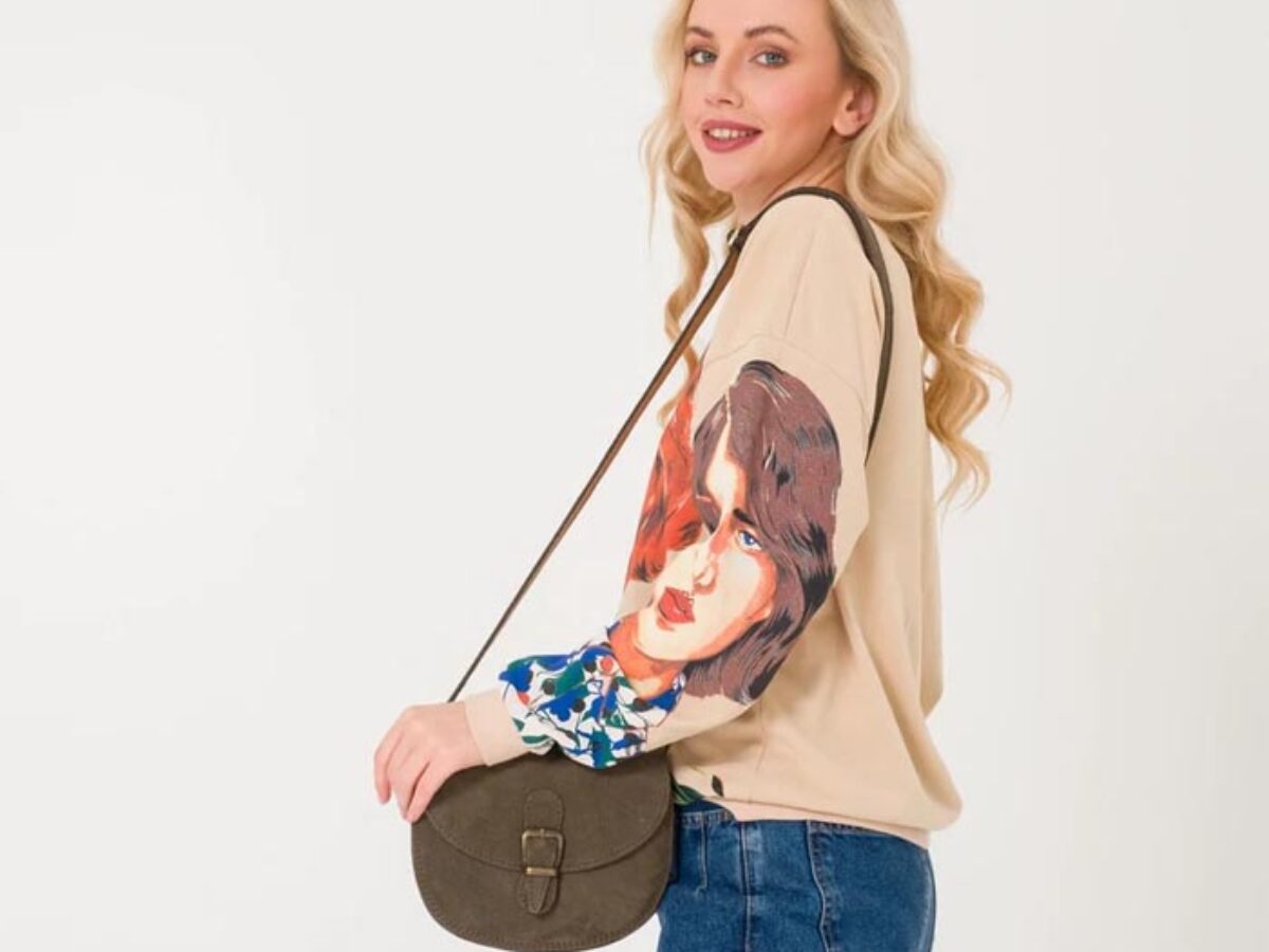 Alison Brown Leather Crossbody Bag – Stylish & Durable